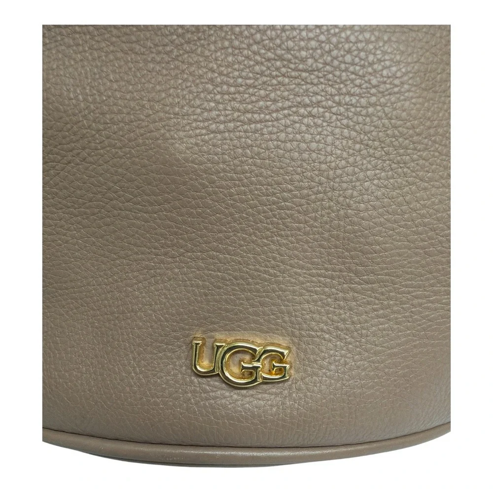UGG Tan Leather Hobo Tote Bucket Shoulder Bag Gold Hardware Pebble Soft EUC